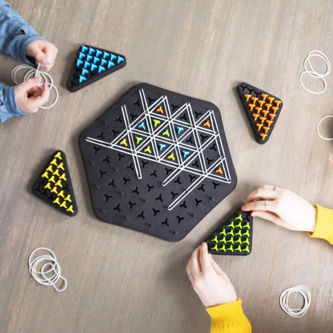 PullNPlay™ – Stretch. Snap. Strategize