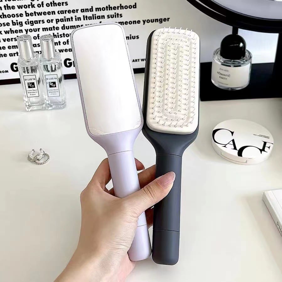 Retractable Anti-static Comb