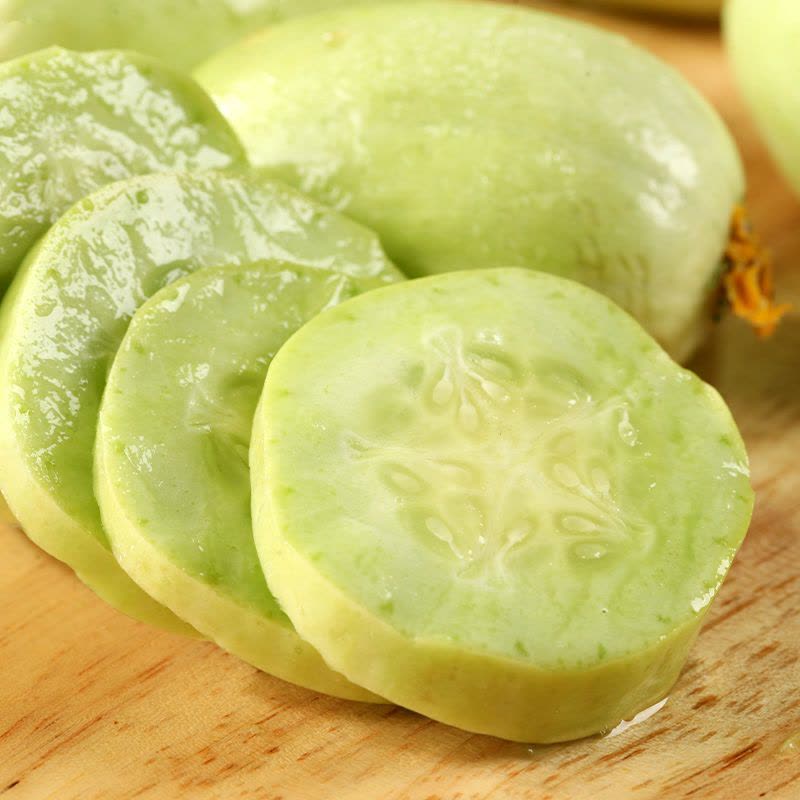 Thumb Cucumber - Jade Lady Cucumber Seeds + Plant Growth Supplement Free